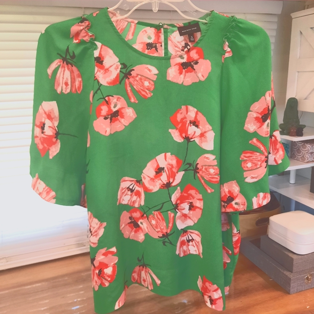 Who What Wear Floral Blouse Small